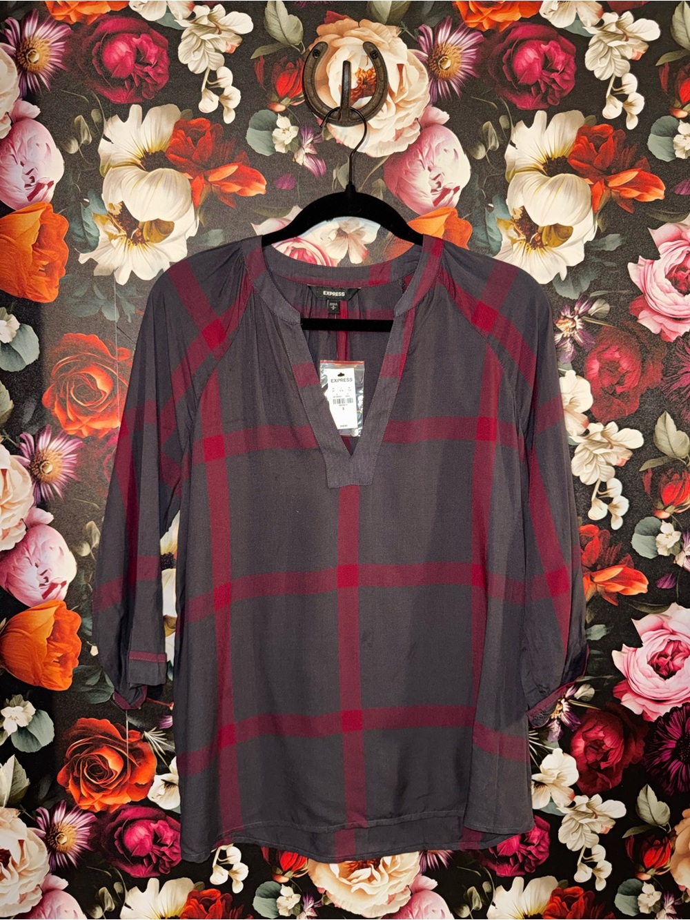 Express Women’s Charcoal Gray & Burgundy Plaid Blouse, 3/4 Sleeves, Small, NWT